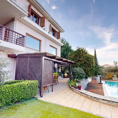 Primavera Sea View Villa *