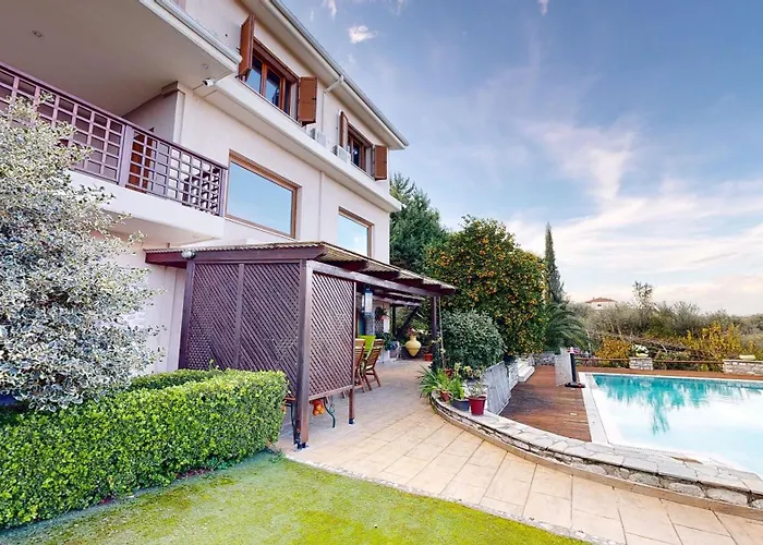 Primavera Sea View Villa *